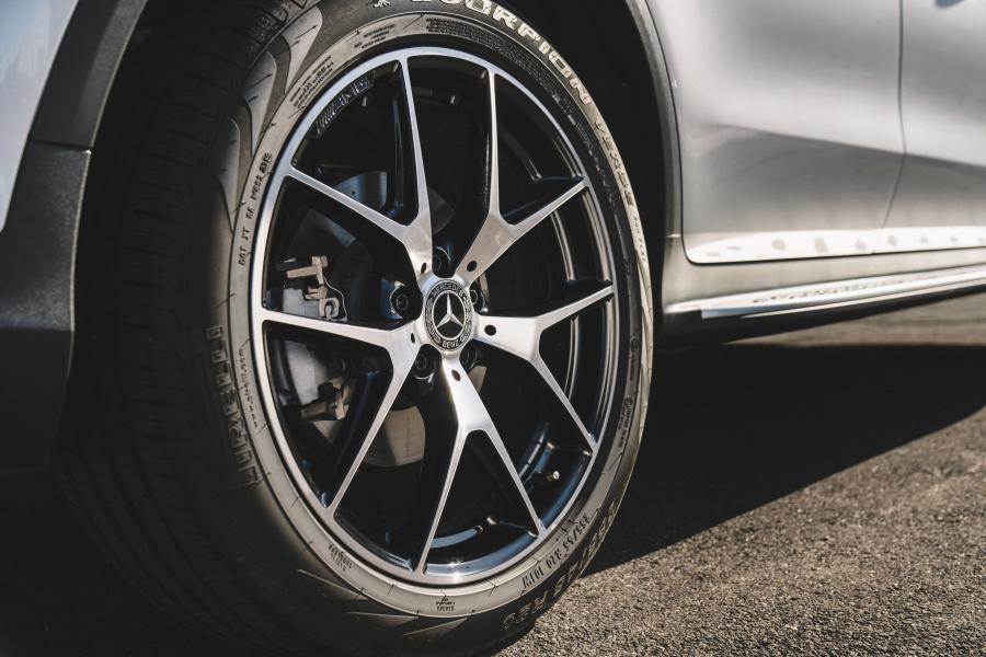 Колеса Mercedes-Benz GLC200 AMG Line (X253) 2019 года  (AU) (фото 2 из 40)